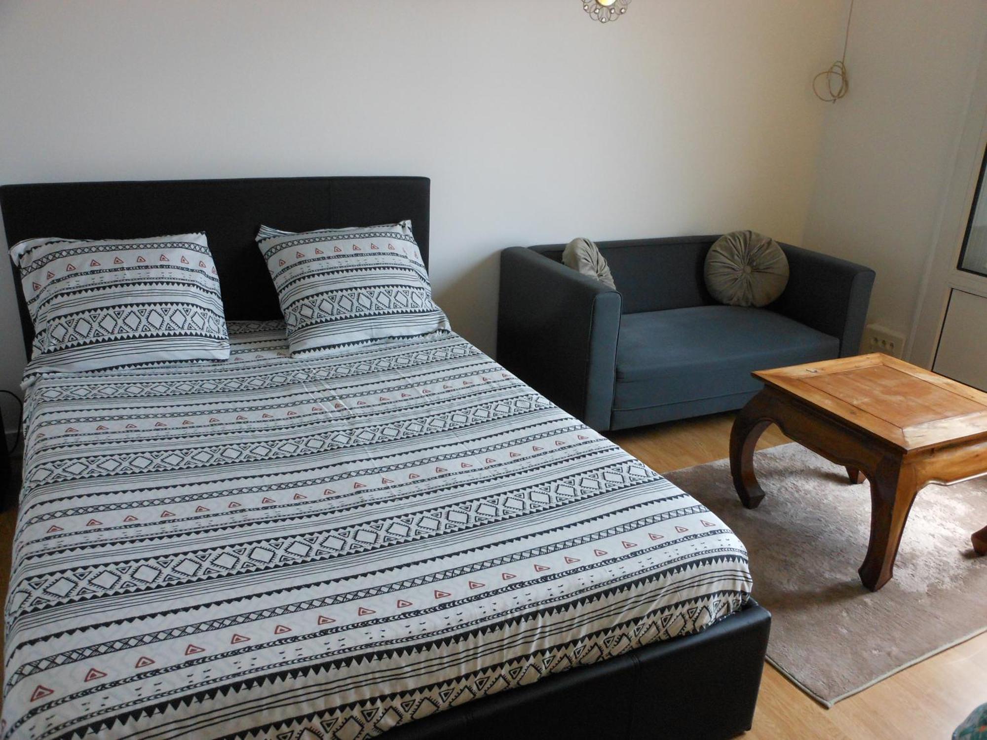 Appartement Entier 2 Chambres Beauvais Buitenkant foto