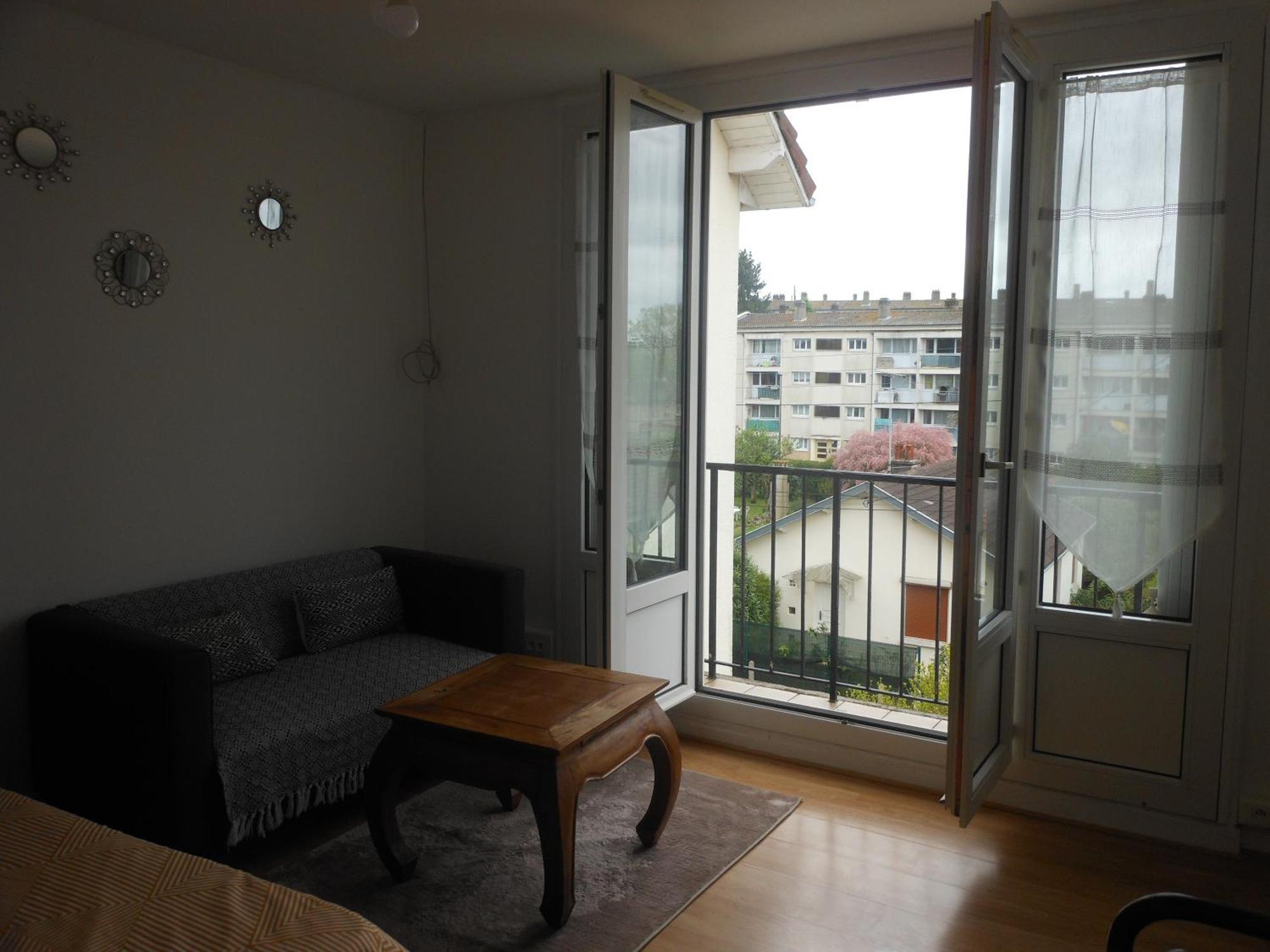 Appartement Entier 2 Chambres Beauvais Buitenkant foto