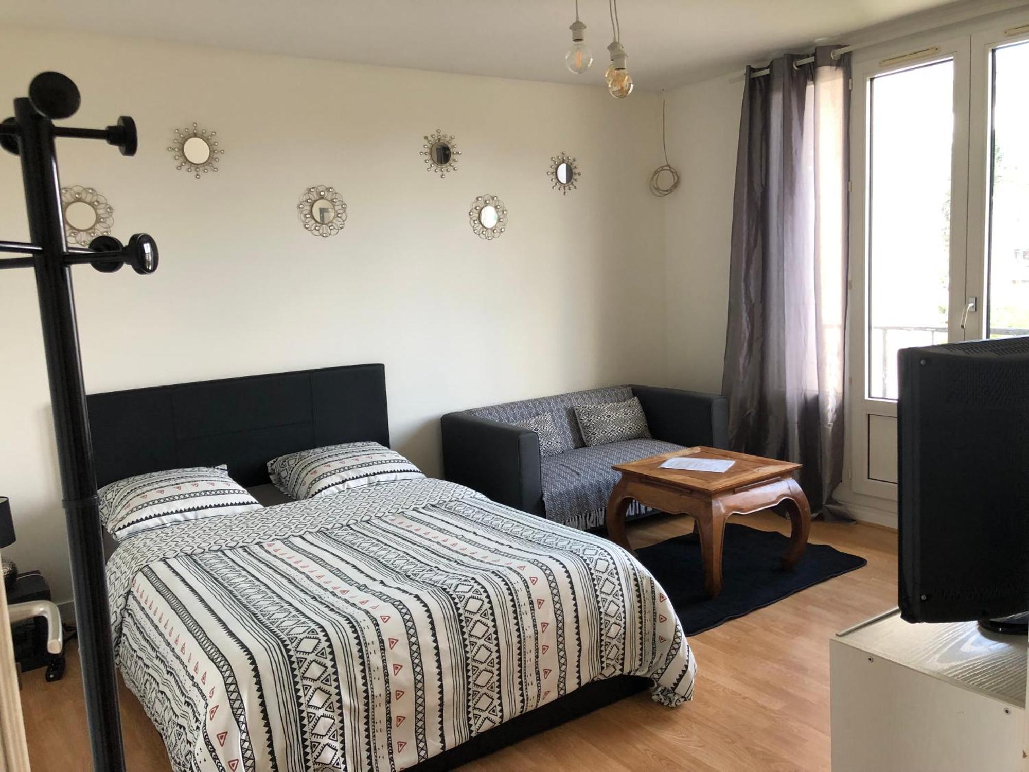 Appartement Entier 2 Chambres Beauvais Buitenkant foto